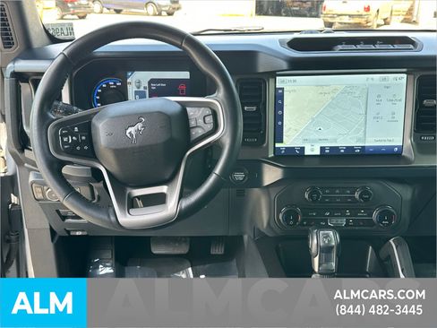 Used 2022 Ford Bronco Outer Banks AWD/4WD image 15