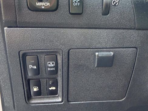 Used 2010 Lexus ES 350 FWD image 12