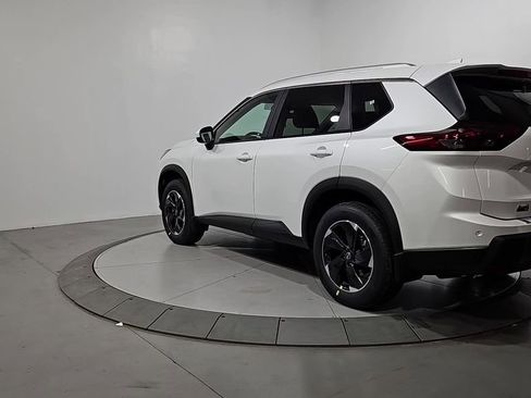 New 2026 Nissan Rogue SV w/ SV Premium Package image 3