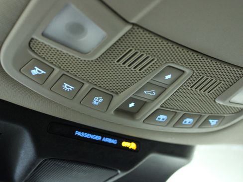 Used 2024 Ford Expedition XLT image 25