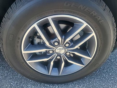 Used 2018 Jeep Grand Cherokee Limited w/ Luxury Group II RWD image 13