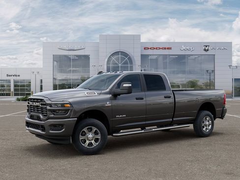 New 2026 RAM 2500 Big Horn AWD/4WD image 2