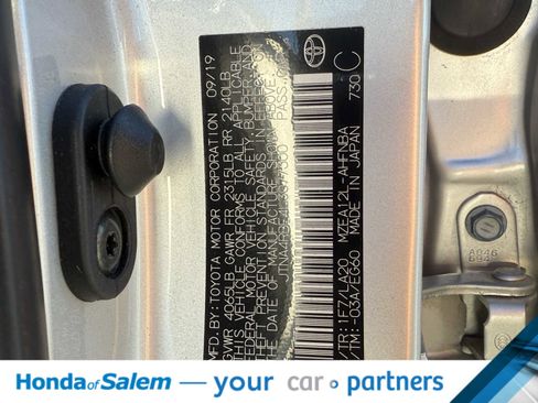 Used 2020 Toyota Corolla XSE image 23