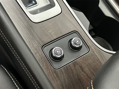 Certified 2021 Nissan Murano Platinum w/ Cargo Package image 24