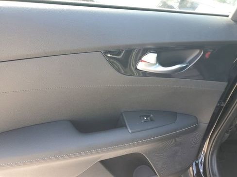 Certified 2023 Kia Forte GT-Line w/ GT-Line Premium Package image 9