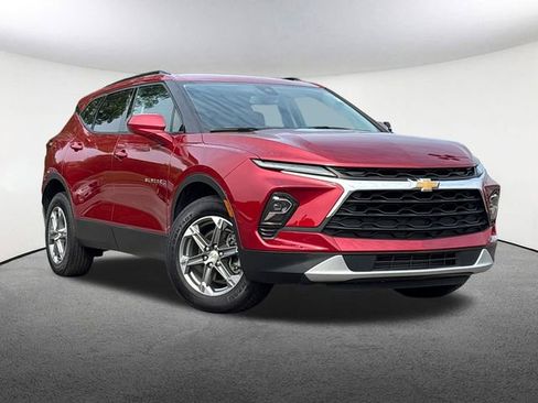 Used 2023 Chevrolet Blazer LT w/ Convenience Package image 2