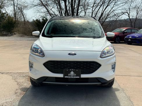 Used 2022 Ford Escape SEL w/ Technology Package image 5