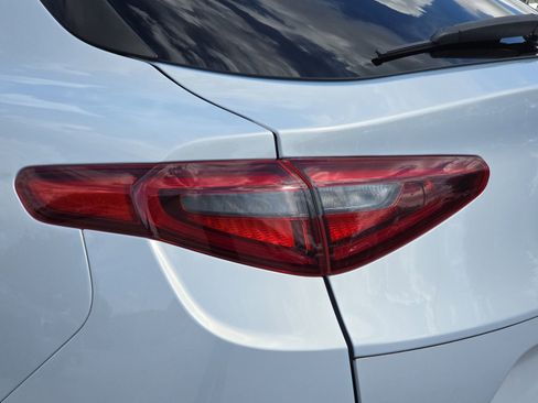 Used 2022 Alfa Romeo Stelvio Sprint image 36