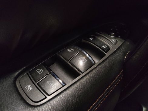 Used 2018 Nissan Armada Platinum w/ Captain Seat Package RWD image 27