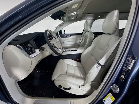 New 2026 Volvo XC60 T8 Ultra w/ Climate Package PRO AWD/4WD image 22