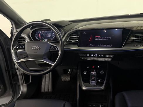 Used 2024 Audi Q4 e-tron Premium Plus w/ Premium Plus image 15
