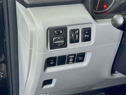 Used 2013 Toyota 4Runner SR5 image 20