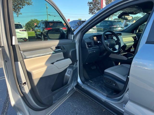 New 2027 GMC Terrain Elevation w/ Elevation Premium Package FWD image 4