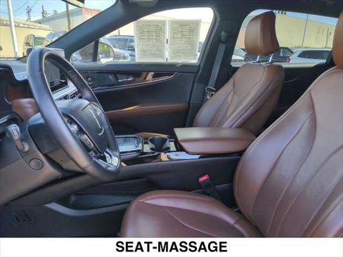 Certified 2021 Lincoln Nautilus Reserve image 22