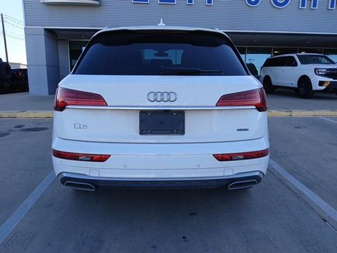 Used 2022 Audi Q5 2.0T Premium w/ Convenience Package image 8