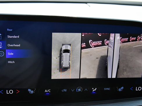 Used 2025 Chevrolet Tahoe LT AWD/4WD image 21