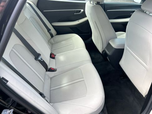 Used 2023 Hyundai Sonata SE FWD image 24