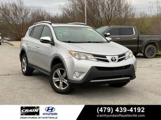 Used 2015 Toyota RAV4 XLE video 1