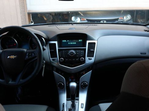 Used 2011 Chevrolet Cruze LS w/ Connectivity Package FWD image 29