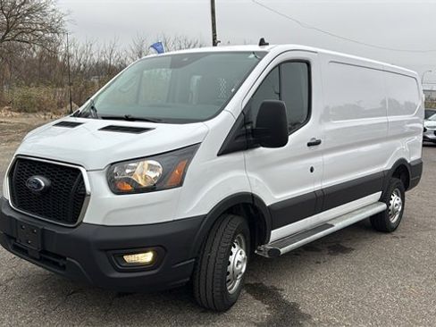 Certified 2023 Ford Transit 250 Low Roof AWD w/ Exterior Upgrade Package image 7