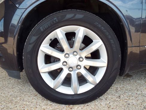 Used 2017 Buick Enclave Premium w/ Experience Buick Package AWD/4WD image 9