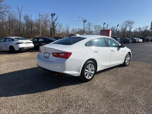 Used 2025 Chevrolet Malibu LT image 4