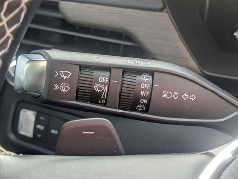 Used 2024 GMC Acadia Denali w/ Super Cruise Package image 22