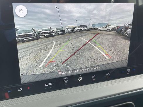 New 2025 Ford Maverick XL image 9