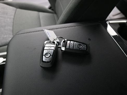 New 2026 Ford F250 XLT w/ XLT Premium Package image 16