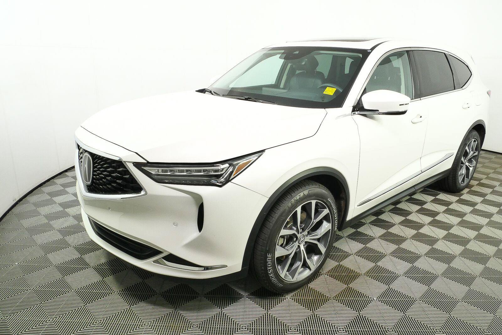 Used 2023 Acura MDX w/ Technology Package AWD/4WD image 35