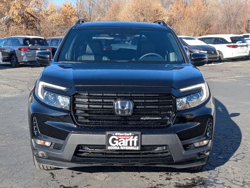 Used 2024 Honda Passport Black Edition image 11