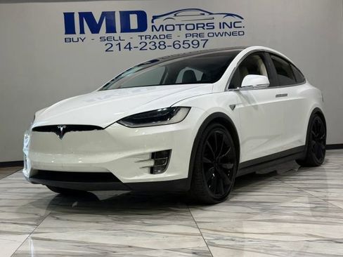 Used 2017 Tesla Model X 75D AWD/4WD image 2