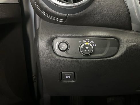 Used 2024 Chevrolet Blazer LT w/ Redline Edition image 12