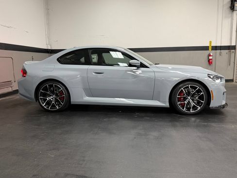 Used 2025 BMW M2 RWD image 3
