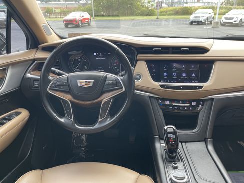 Used 2020 Cadillac XT5 Premium Luxury w/ Platinum Package image 44