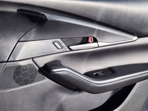 Certified 2025 MAZDA CX-30 AWD 2.5 S w/ Select Sport Pkg image 12