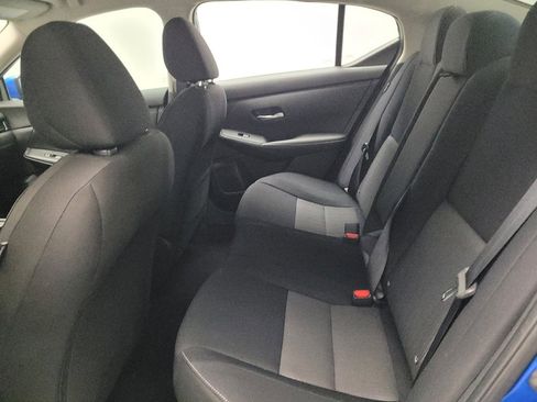 Used 2021 Nissan Sentra SV FWD image 18