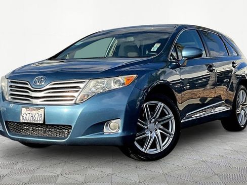 Used 2012 Toyota Venza LE w/ LE Convenience Pkg image 3
