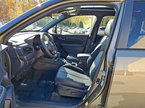 Used 2025 Subaru Forester Touring w/ Touring Package image 14