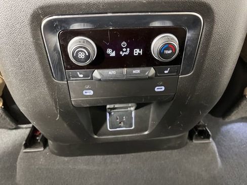 Used 2024 Chevrolet Tahoe Premier image 48