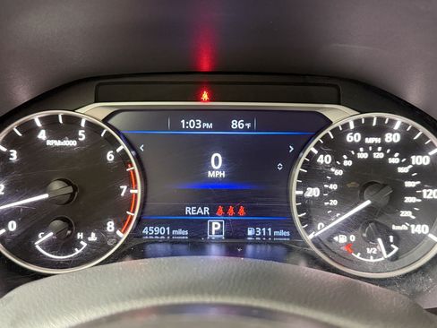 Used 2025 Nissan Altima 2.5 SV FWD image 19