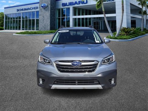 Used 2020 Subaru Outback Limited image 2
