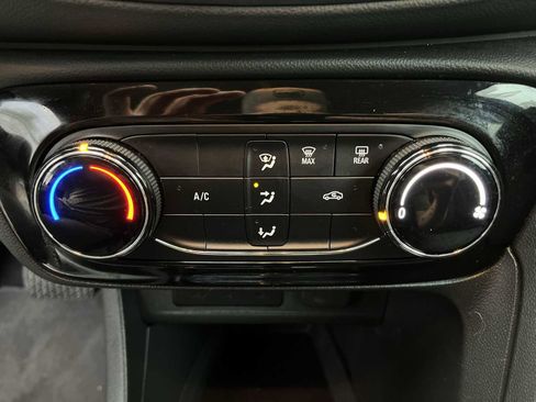 Certified 2022 Buick Encore GX Preferred image 17