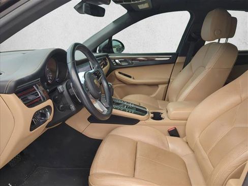 Used 2020 Porsche Macan AWD/4WD image 12