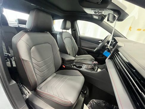 New 2026 Volkswagen Jetta GLI Autobahn image 12
