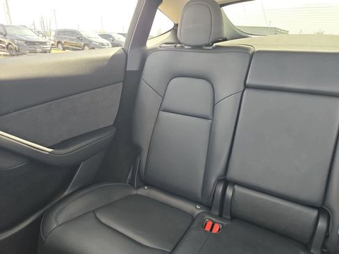 Used 2023 Tesla Model Y Long Range image 7