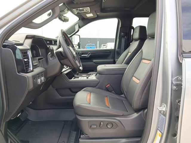 Certified 2026 GMC Sierra 3500 AT4 w/ AT4 Premium Plus Package AWD/4WD image 17