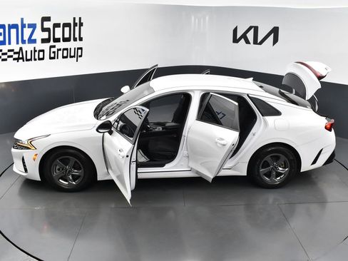 Used 2021 Kia K5 LXS image 38