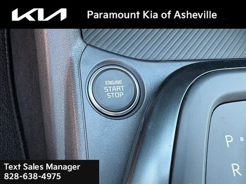 New 2025 Kia K4 LXS image 13