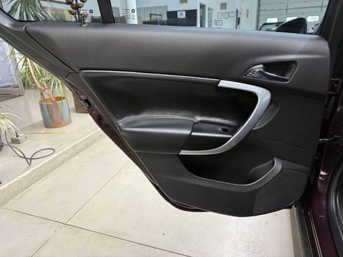 Used 2017 Buick Regal Sport Touring FWD image 12